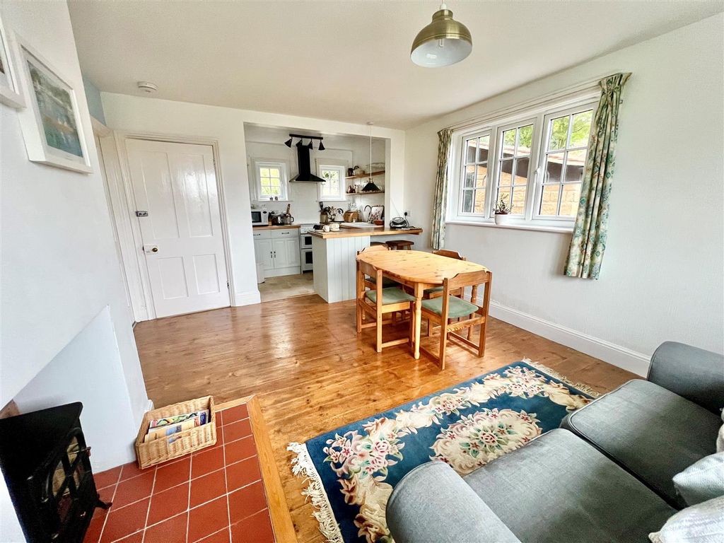 Property photo 2 of 24