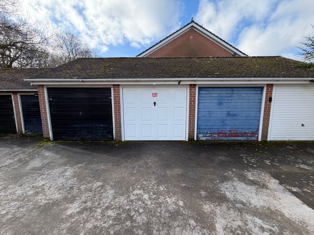 Property photo 3 of 16