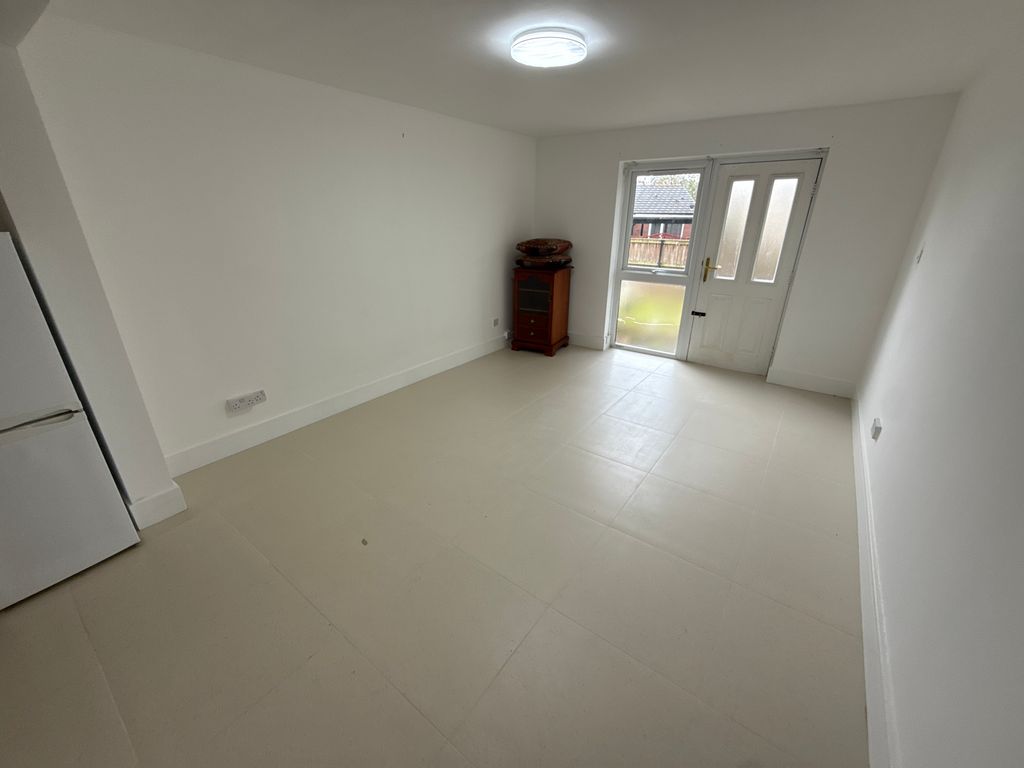 Property photo 1 of 8 Photo 06-10-2025, 10 46 11