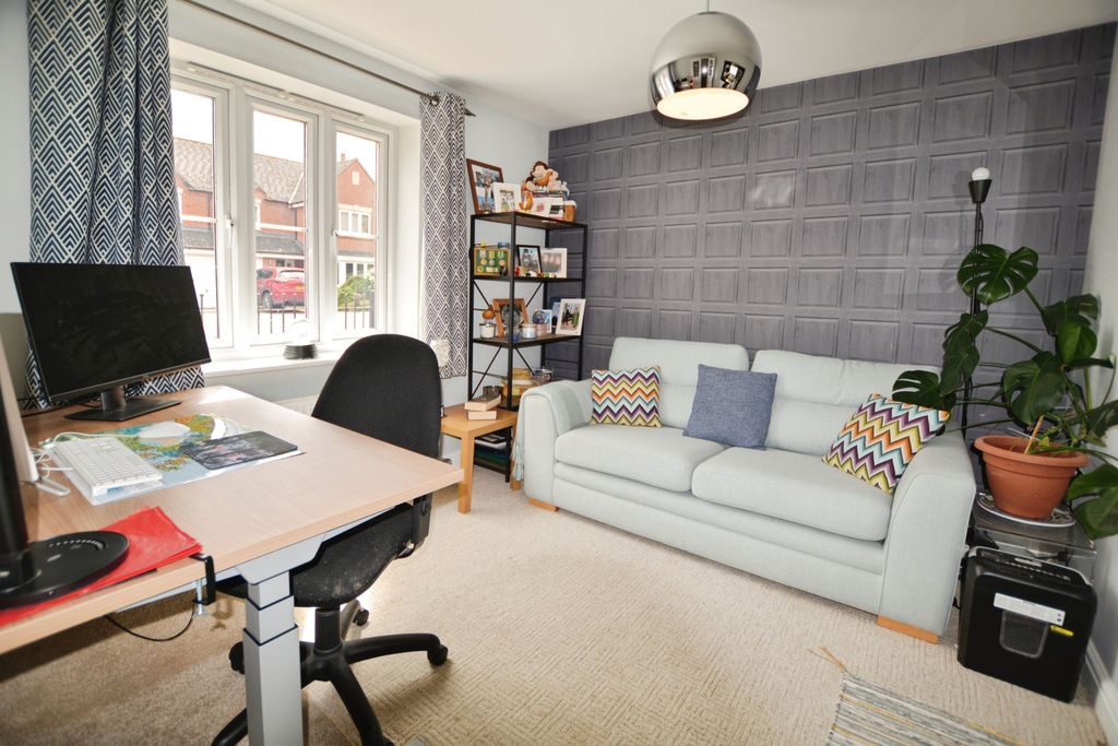 Additional image 6 of 5 bed detached house for saleGilbert Way, Fernwood NG24