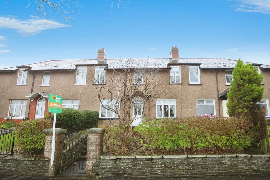 Property photo 1 of 26