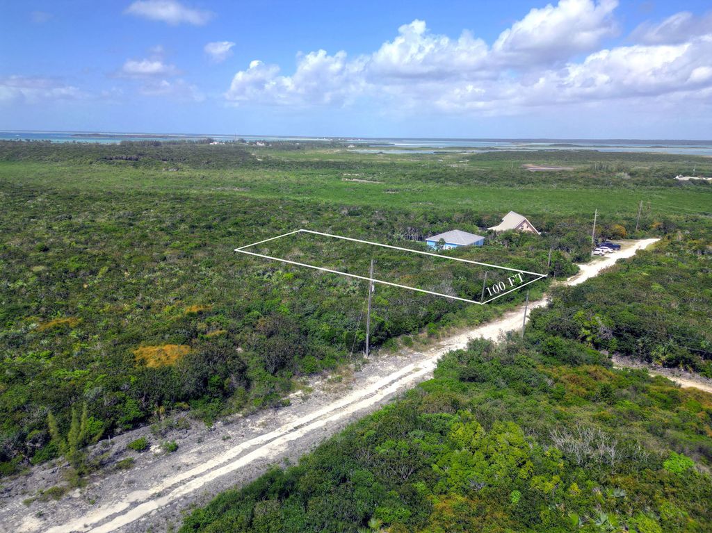 Property photo 2 of 8