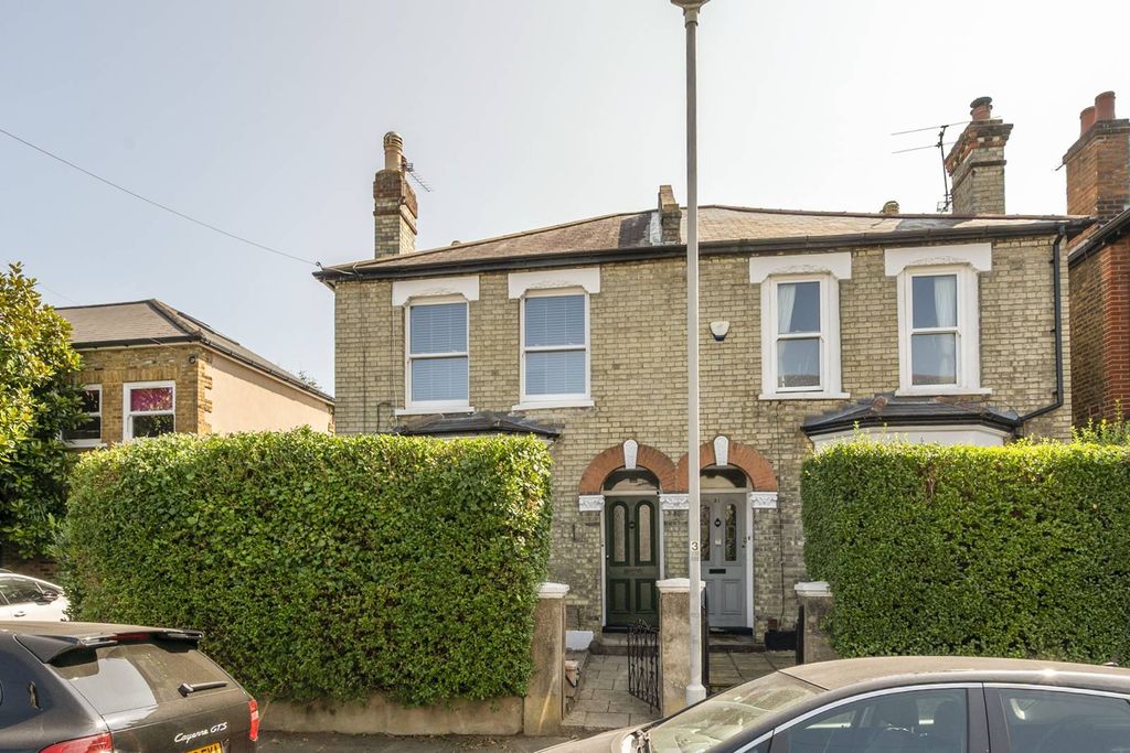 Property photo 1 of 10