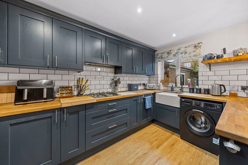 Property photo 2 of 22 Kitchen