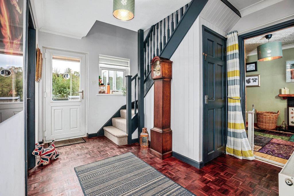 Property photo 2 of 21 Photo