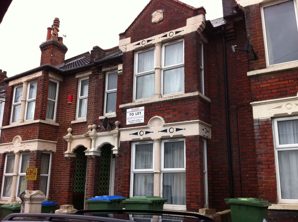 Property photo 1 of 1