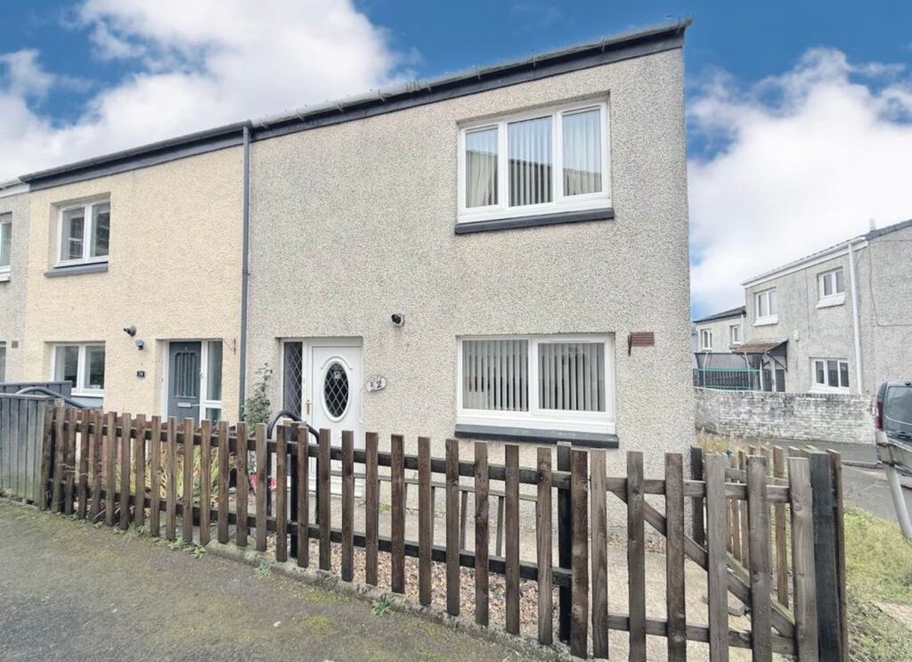 Property photo 1 of 18