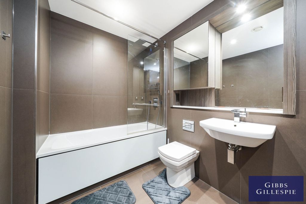 Property photo 2 of 10 2