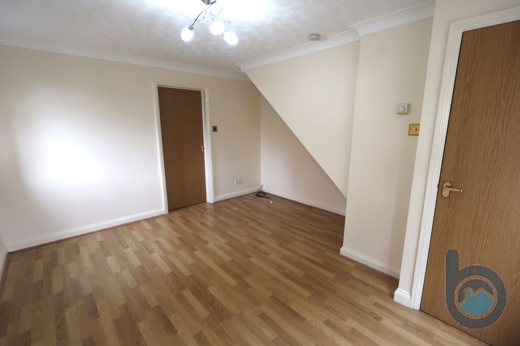 Property photo 3 of 25
