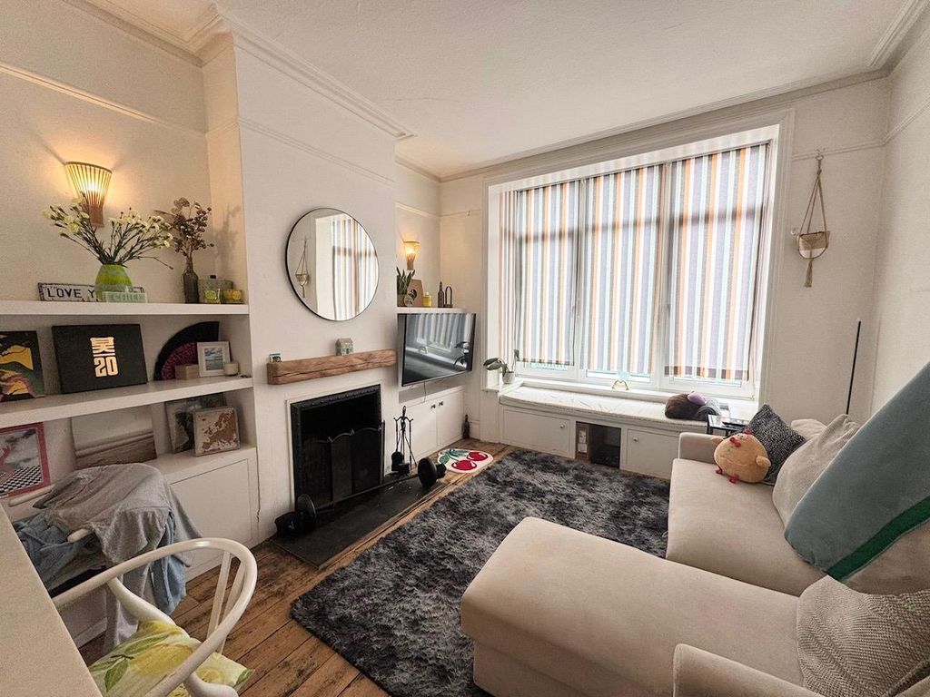 Property photo 3 of 7 06747194-9515-4Bfa-B08A-2F6Aef9F07F2.Jpeg