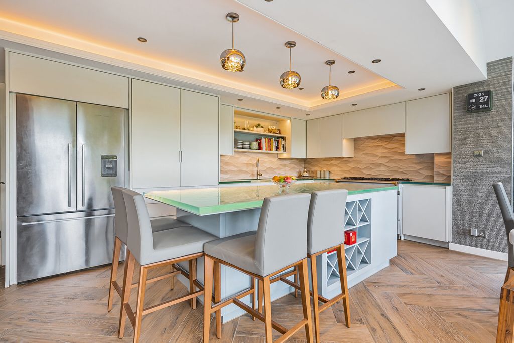 Property photo 2 of 57 1250617 (4).Jpg