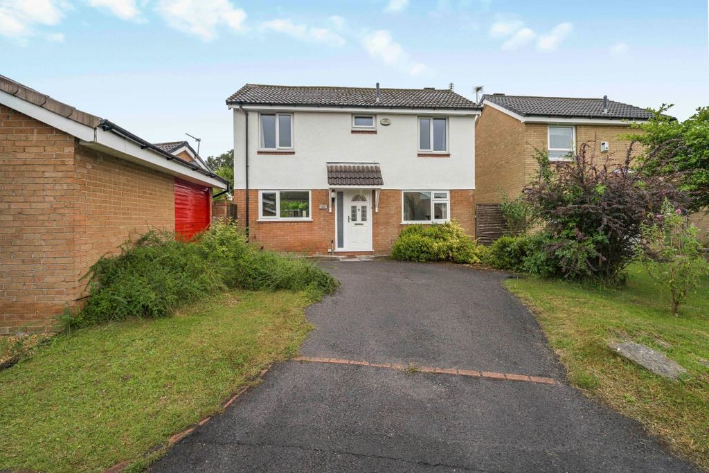 Property photo 1 of 23