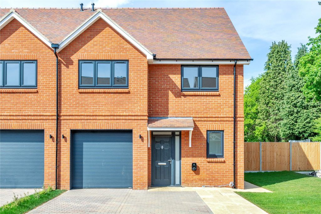 Property photo 1 of 18 Picture No. 24