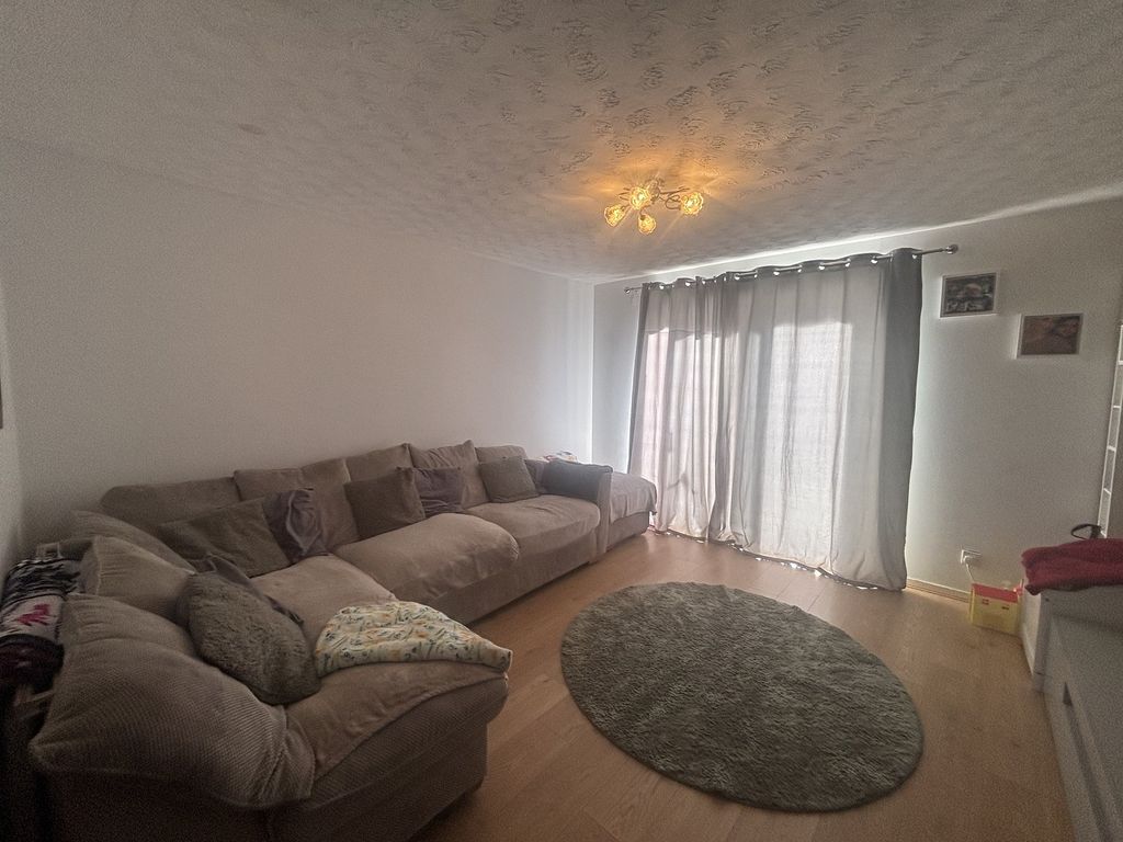 Property photo 2 of 8 Not Specified