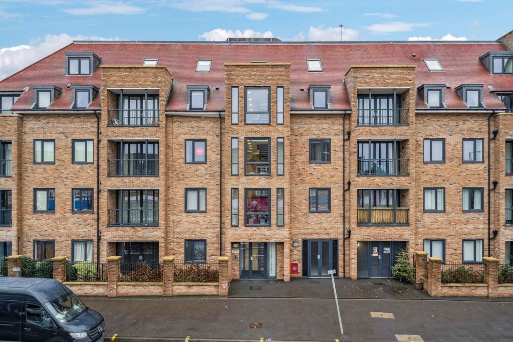 Property photo 1 of 15