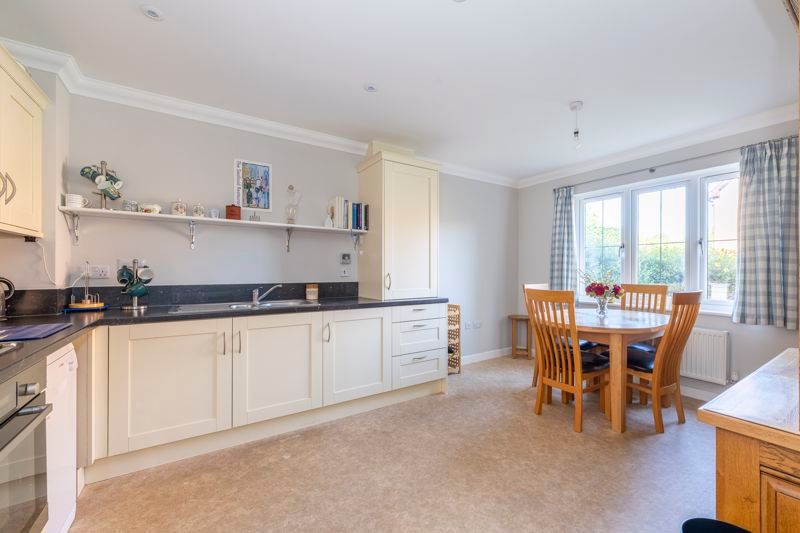 Property photo 2 of 19 Photo 6