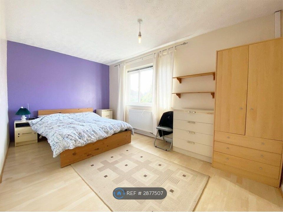 Property photo 1 of 4