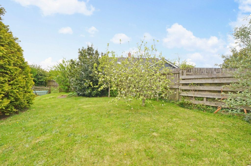 Property photo 3 of 26