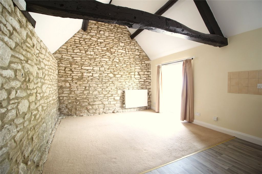 Property photo 3 of 12 Picture No. 36