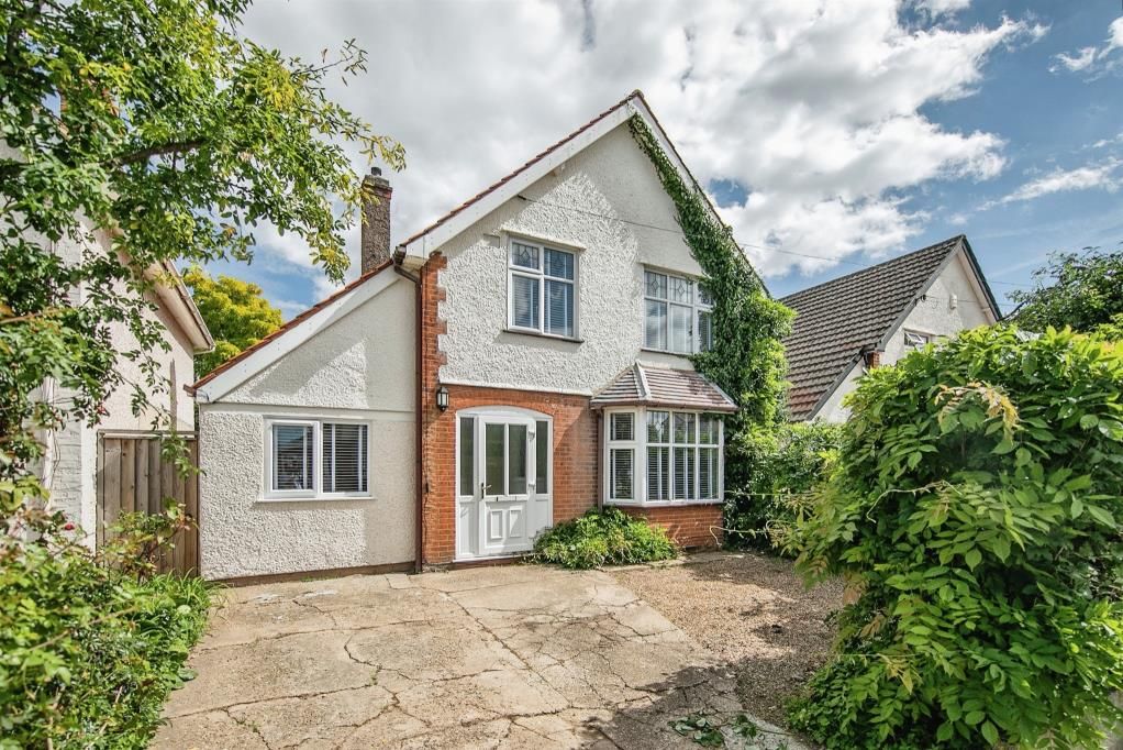 Property photo 1 of 14 Front