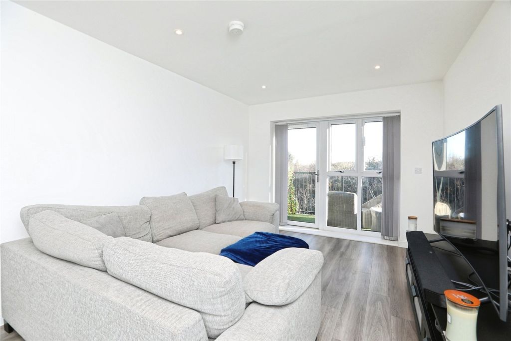 Property photo 3 of 9 Picture No. 07