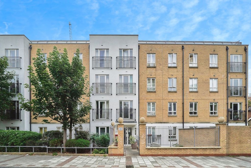 Property photo 1 of 11 Photo