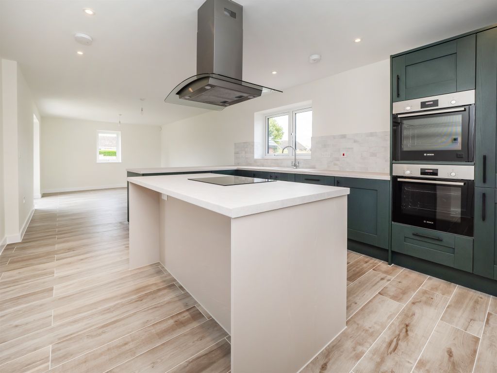 Property photo 3 of 25