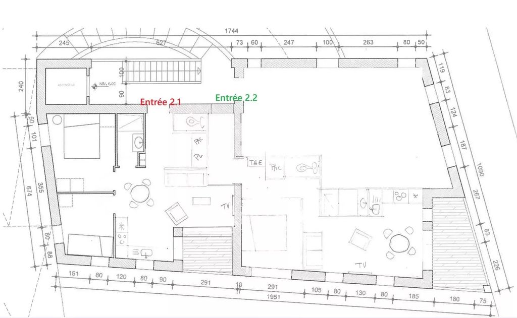 Property photo 2 of 13