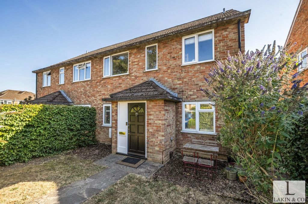 Property photo 1 of 12