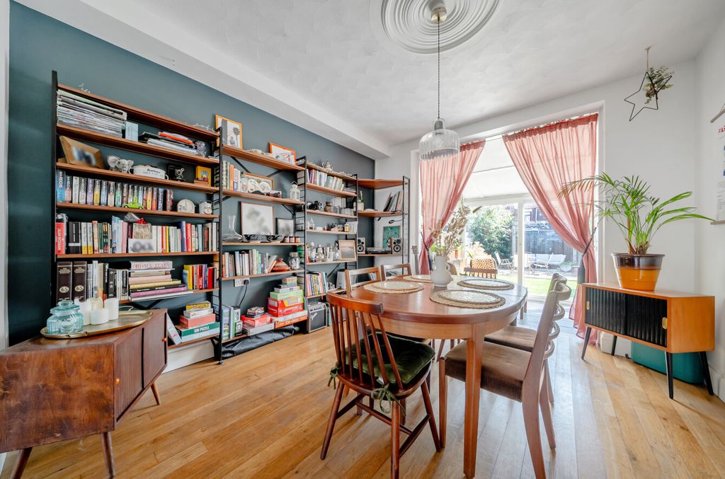 Property photo 3 of 15 1500777-4-6A70819...