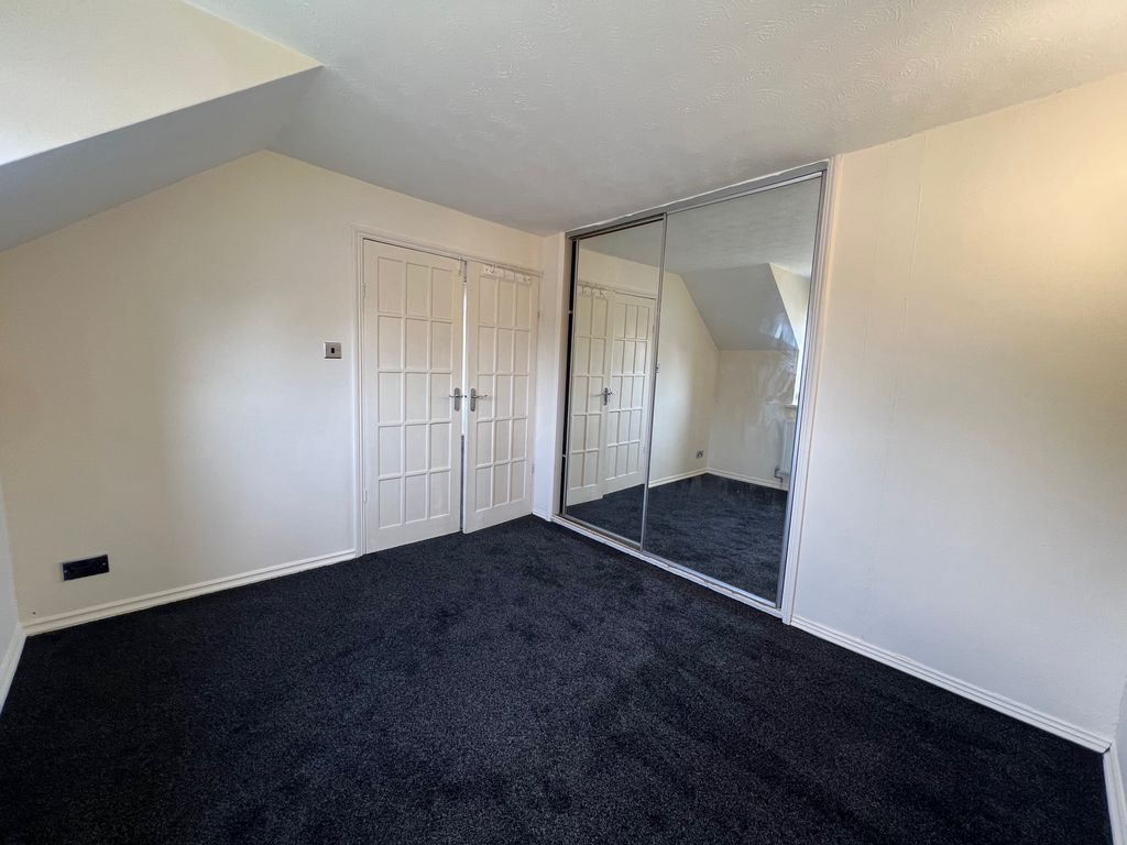 Property photo 2 of 9 Bedroom 2