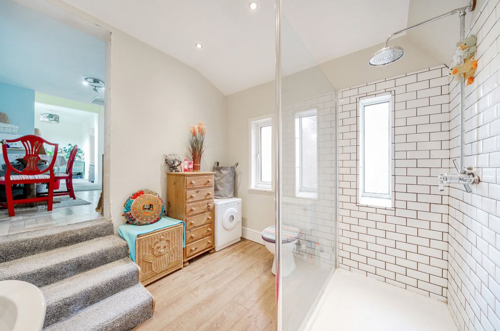 Property photo 3 of 10 1288726-5-682Af6B...