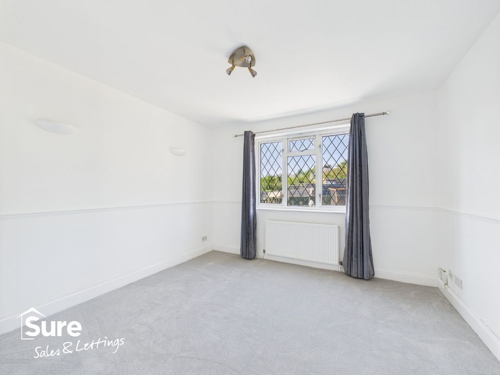 Property photo 2 of 11 4117202