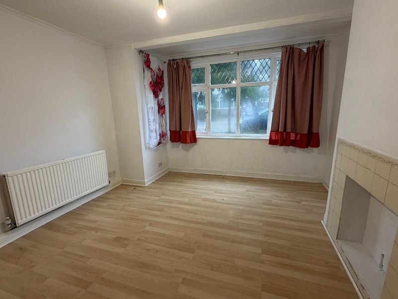 Property photo 3 of 16 Photo 5