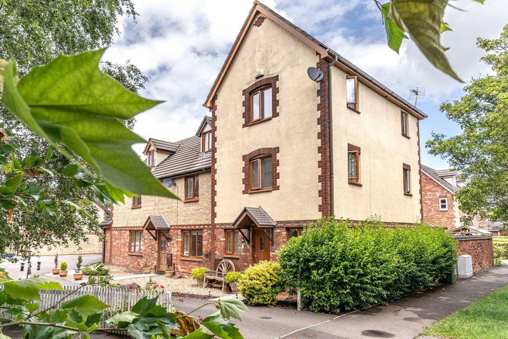 Property photo 1 of 22 1