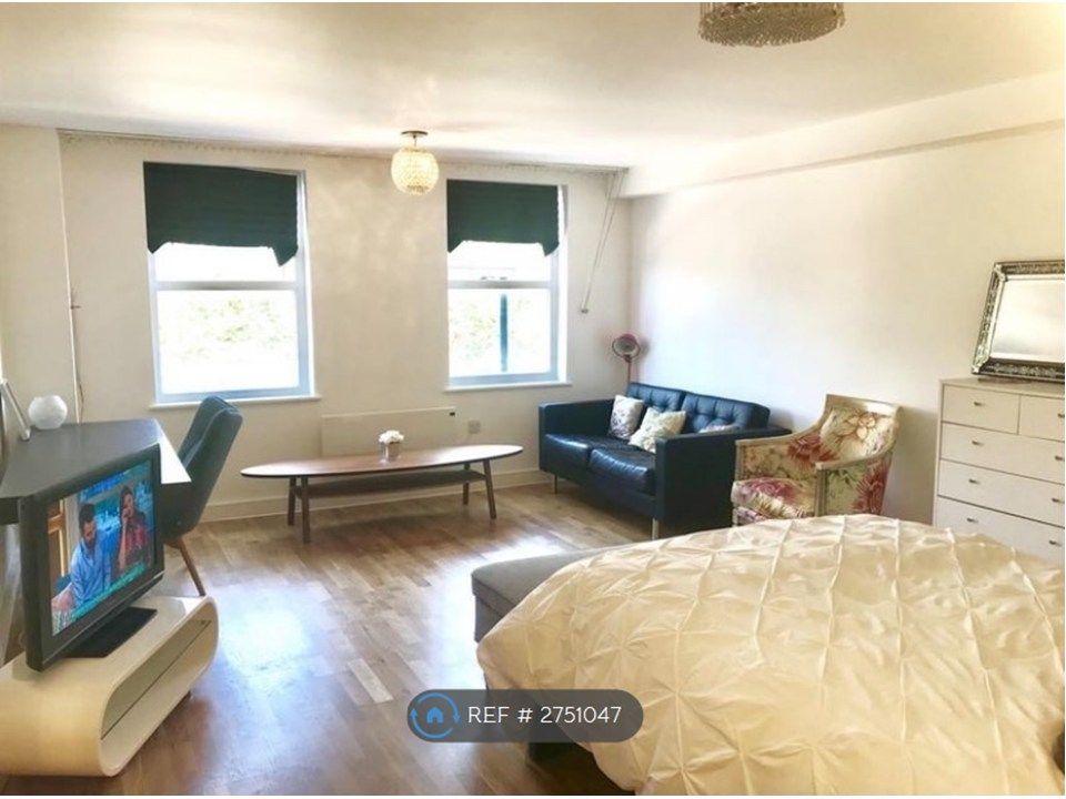 Property photo 2 of 7