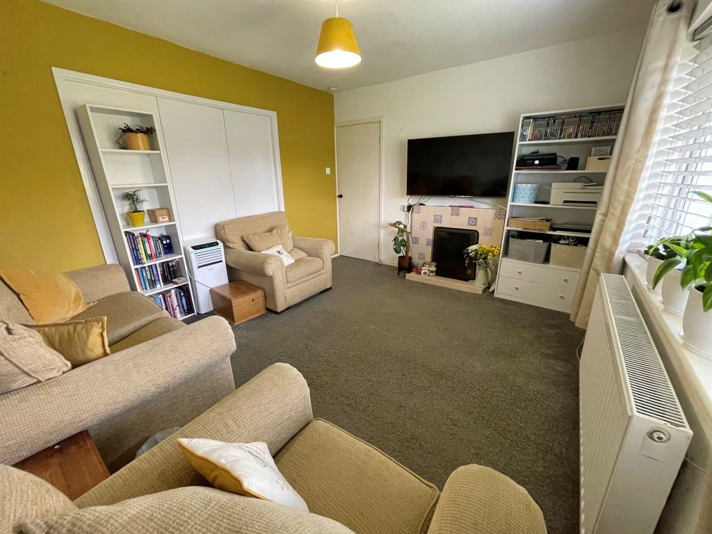 Property photo 3 of 9