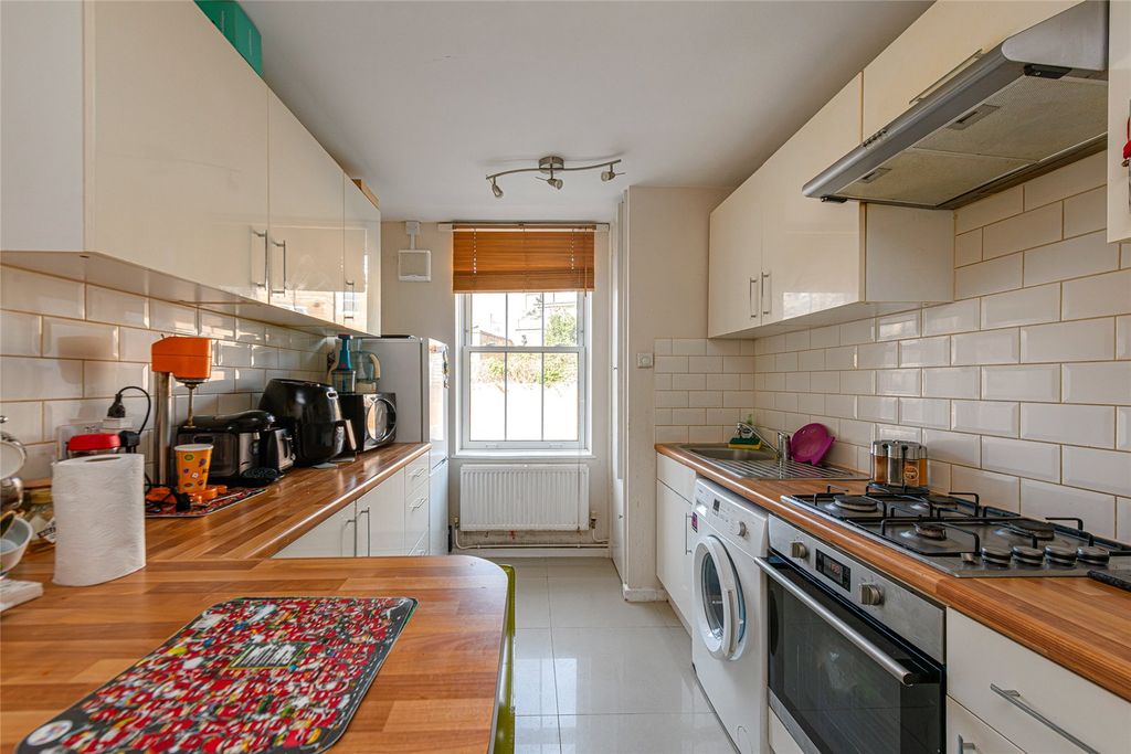 Property photo 2 of 19 Picture No. 79