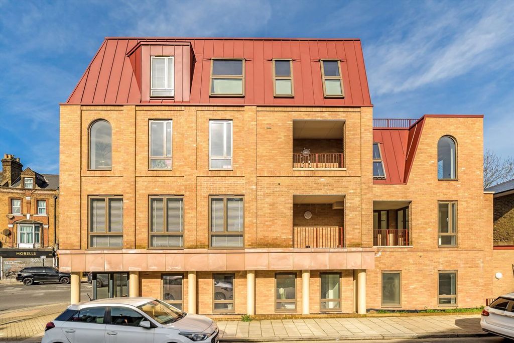 Property photo 1 of 5