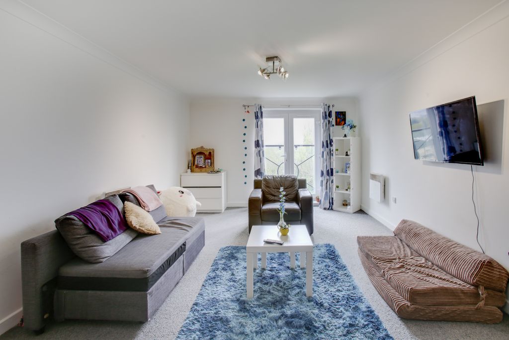 Property photo 3 of 11