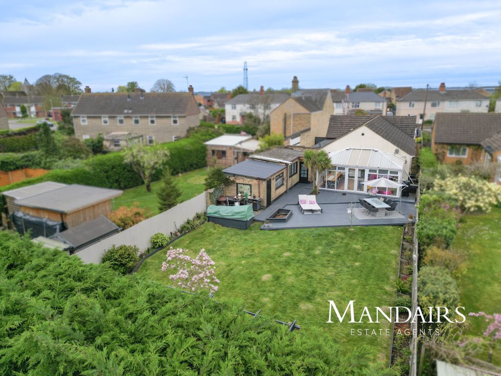 Property photo 1 of 36