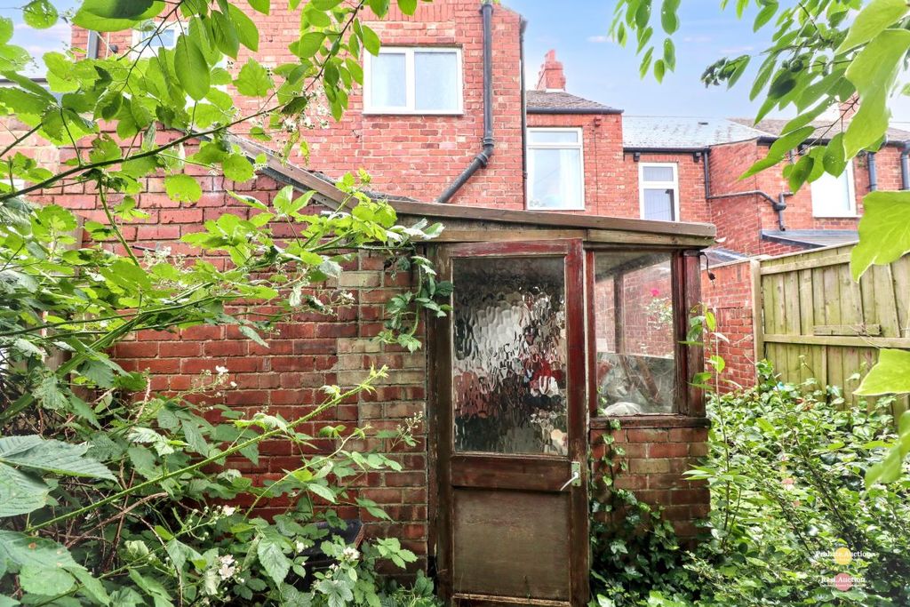 Property photo 3 of 16