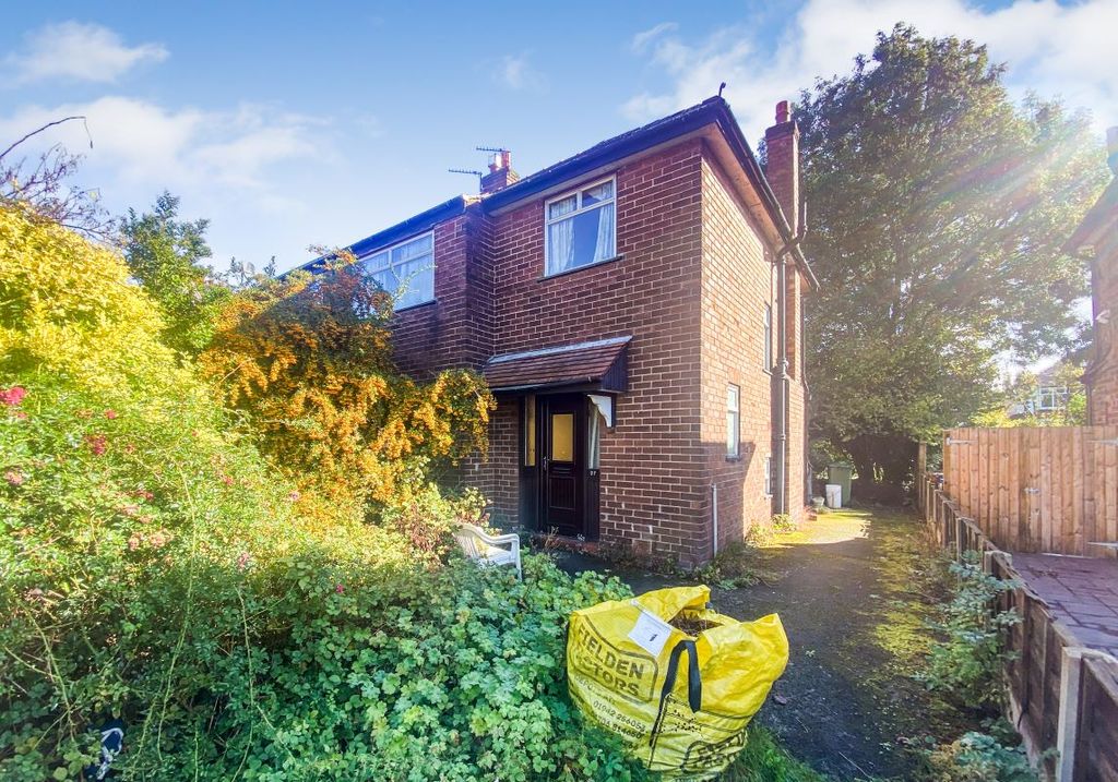 Property photo 1 of 2
