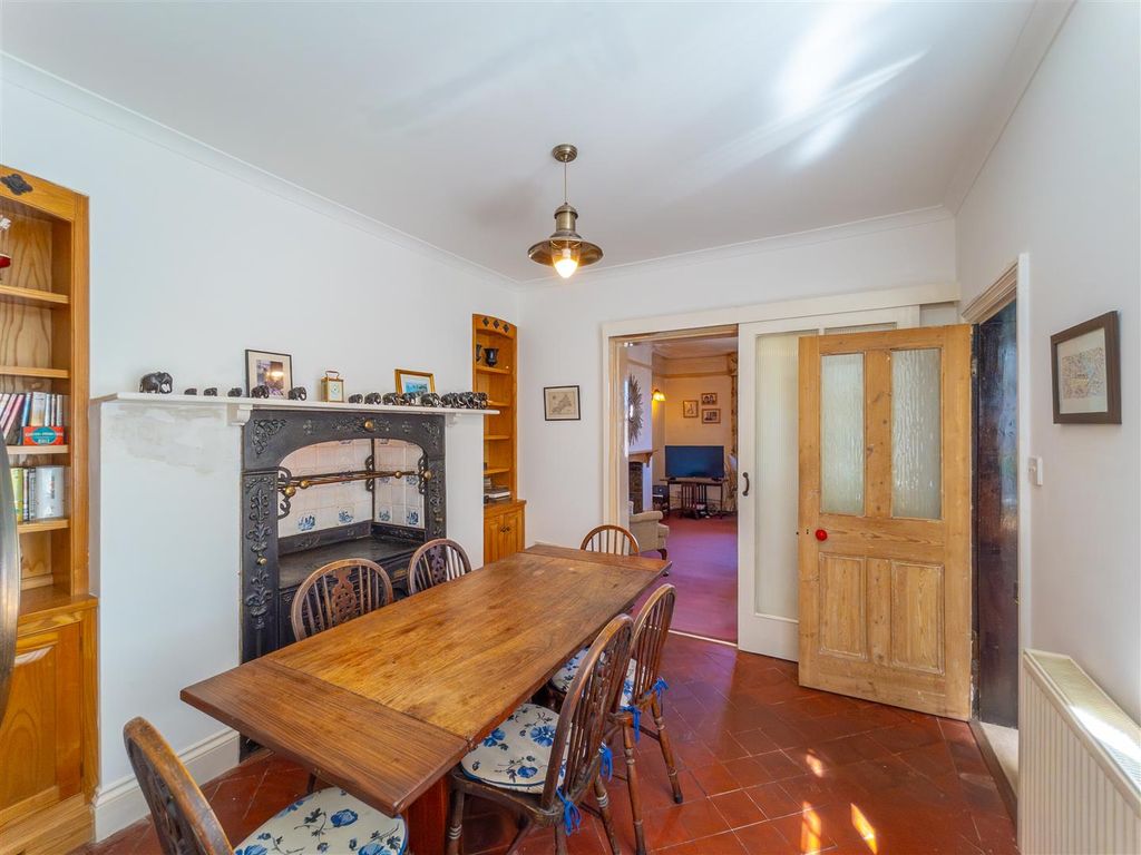 Property photo 2 of 31 Granville, Coverack-13.Jpg