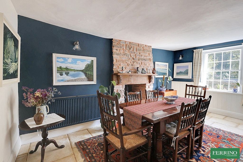 Property photo 2 of 32 Dining Room