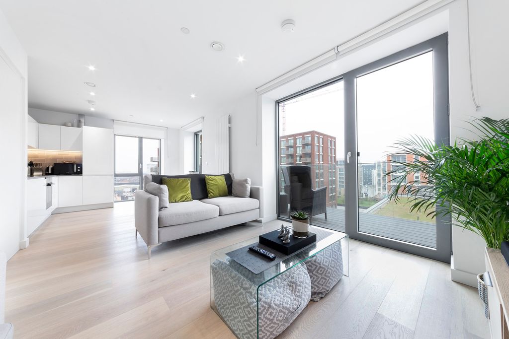 Property photo 1 of 15 Photo 5