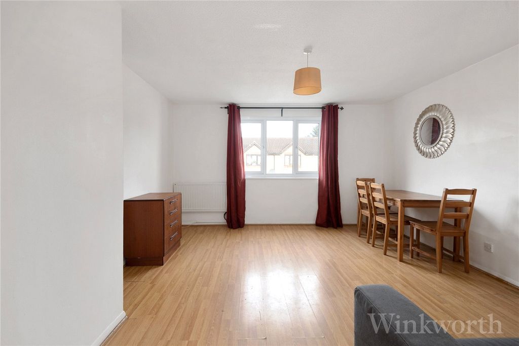 Property photo 2 of 12 Picture No. 04