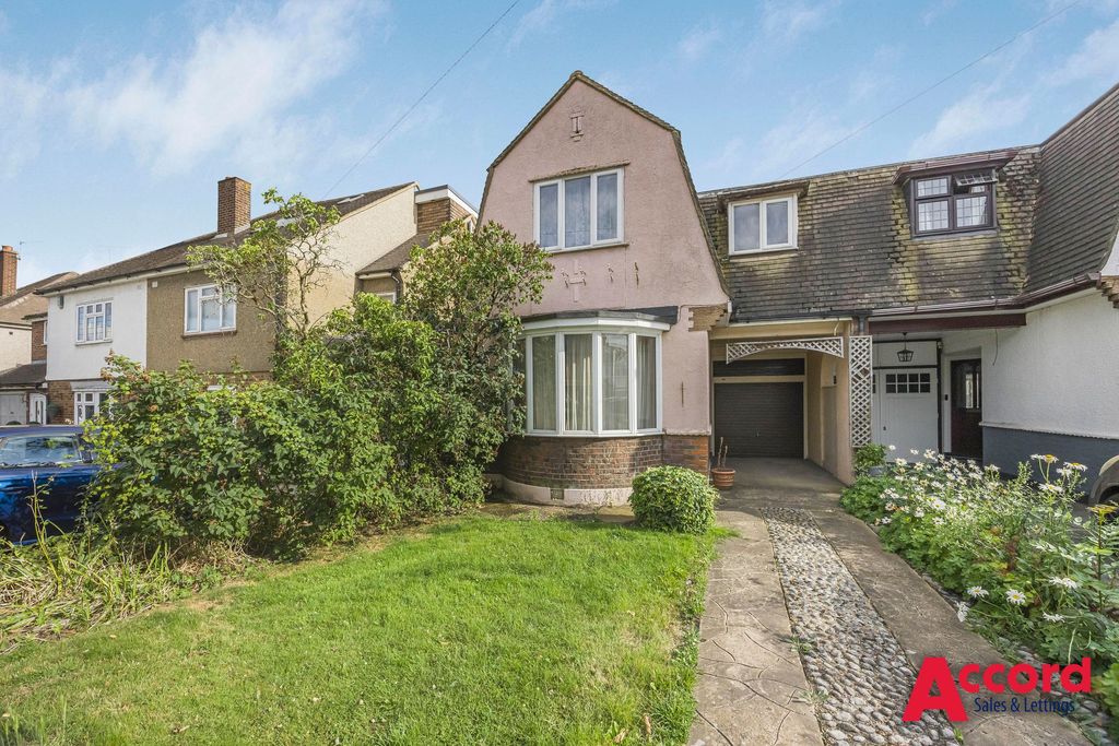 Property photo 1 of 23
