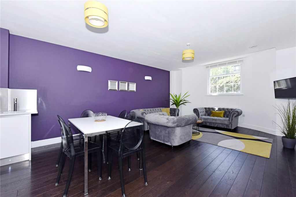 Property photo 3 of 6 Picture No. 15