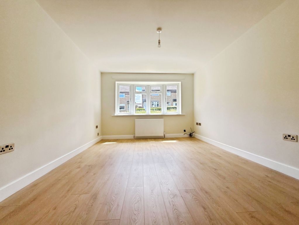 Property photo 3 of 13 Pbox-Img.Jpg